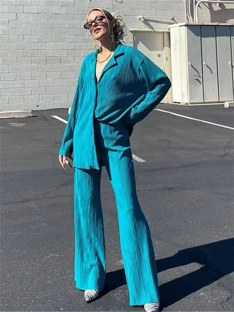 Ensemble Chemise et Pantalon Plissés